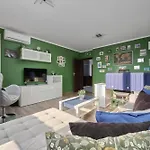 Lively In With Balcony And Desk By Renters