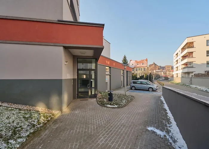 Apartment Lively In With Balcony And Desk By Renters *